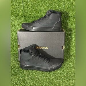 CONVERSE CHUCK TAYLOR ALL STAR CANVAS, SIZE 6.5 MENS, 8 WOMENS, BLACK, BRAND NEW